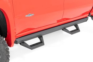 GMC Sierra 2500 HD Adjustable Side Steps - Rough Country - SRX2 Adj Aluminum - Black - '20-'24